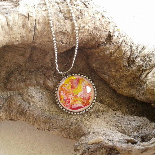 Bijou peint,pendentif sautoir arbre de vie argent avec cabochon rond,rouge rose jaune orange,chaine boule,cadeau fete,fait en france
