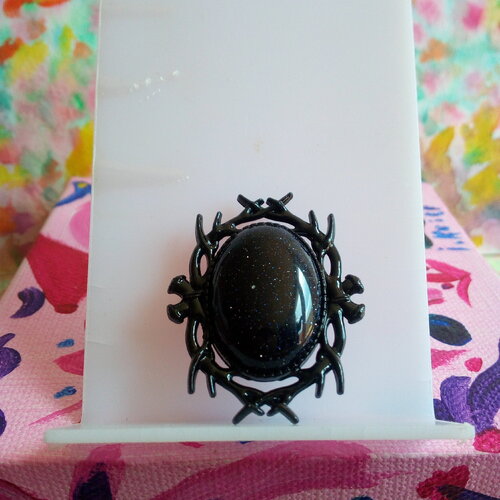 Pierre de sable bleu, broche laiton avec beau cabochon oval,fermoir epingle,branches epines mystique,cadeau fete noel anniversaire,gothique