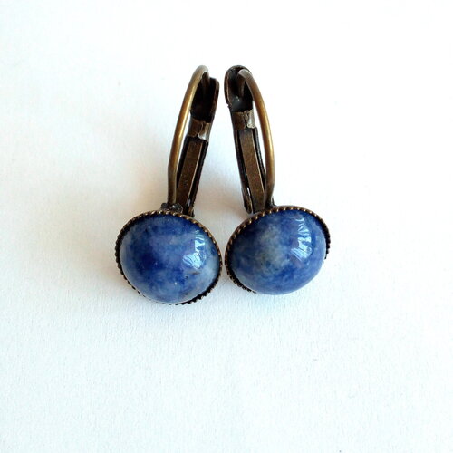 Sodalite,boucles oreilles dormeuses bronze avec cabochons ronds,pierre precieuse,cadeau fete anniversaire noel,fait mains en france