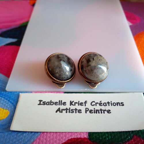 Larvikite,boucles oreilles clips laiton avec cabochons ronds 12mm,magma norvegien gris noir bleu quartz pierre fine,fait mains en france