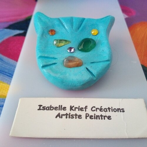 Broche chat bleu sertie de pierres peridot quartz fluorite et cristal autrichien,fermoir epingle,cadeau fete,fait mains en france