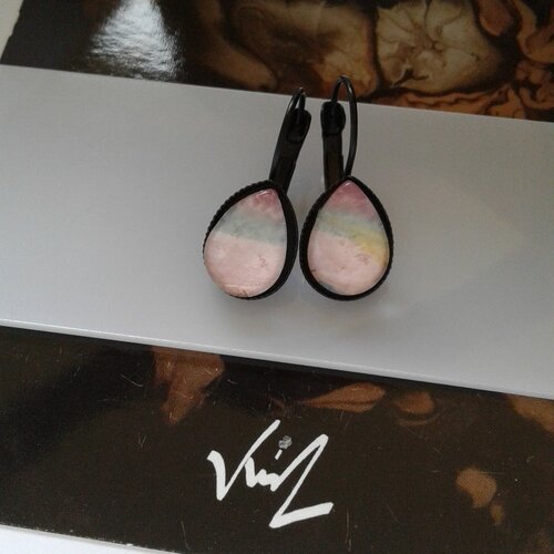 Aquarelle originale artiste française,dormeuses goutte 10x14mm,bleu rose jaune noir,bijou lacik,bobo boho gothique,victorien fashion