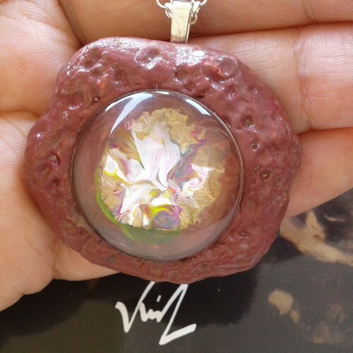 Pendentif argile polymere soleil nuageux fantastique verre loupe peint,bijou fait mains en occitanie,sud de france