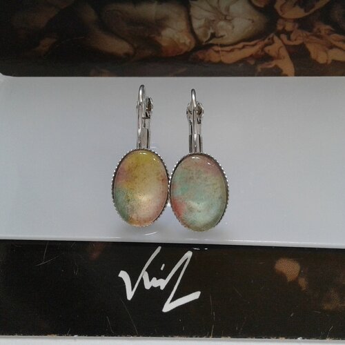 Boucles oreilles argente rhodie avec cabochons verre oval jaune vert rouge,aquarelle originale,fait mains en france,cadeau fete anniversaire