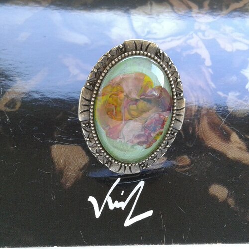 Bague laiton bronze avec cabochon en verre oval,peinture originale vert rouge marron,mini tableau fantastique,fait mains en france