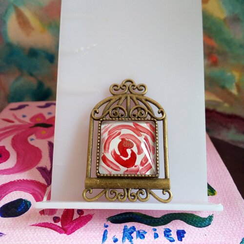 Broche cage laiton bronze avec cabochon carre en verre peint par artiste,rouge pourpre blanc,fermoir epingle,cadeau fete anniversaire noel