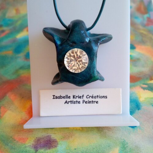 Pendentif tortue bleue avec solitaire diamant cristal swarovski,cordon simili cuir bleu,cadeau fete anniversaire noel,fait mains en france