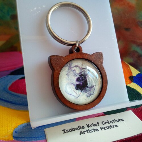 Porte clé chat en bois avec cabochon rond verre peint violet nacre,fermoir anneau acier,accessoire cle sac,cadeau fete anniversaire noel
