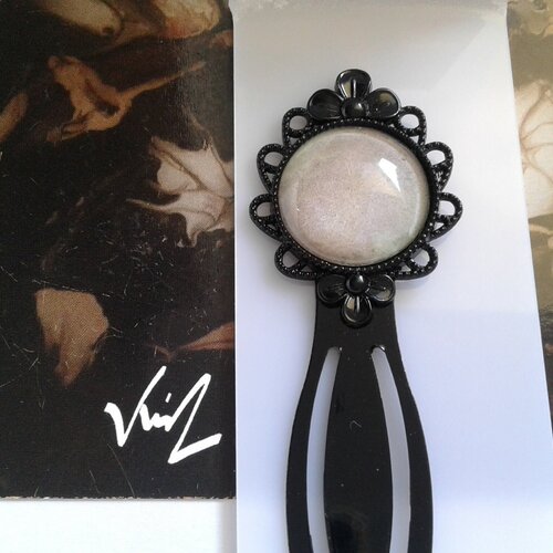 Aquarelle,marque page,laiton noir avec cabochon en verre rond,beige vert,cadeau fete anniversaire noel
