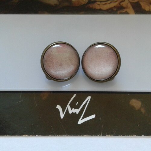 Peint artiste française,clips boucle oreille,cabochons ronds,aquarelle rose ,gothique,bobo boho victorien,fait en france