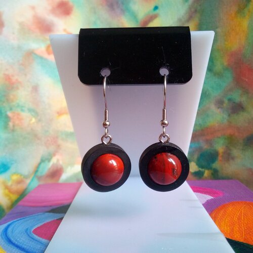 Jaspe rouge,boucles oreilles en bois noir avec cabochons ronds 12mm,pierre precieuse,crochets acier 316l,fait mains en france,cadeau fete