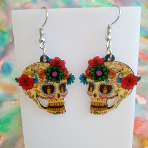 Boucles oreilles pendantes plastique acrylique laser cut crâne mexicain katrina fleuri tete de mort,avec crochets en acier inoxydable