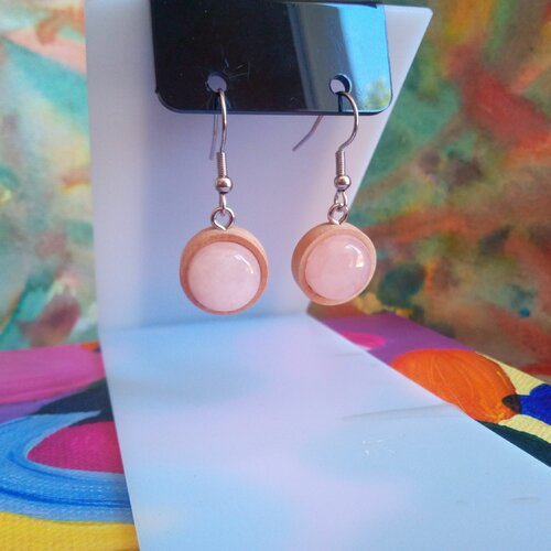 Quartz rose,boucles oreilles en bois naturel avec cabochons ronds,pierre fine precieuse,crochets acier 316l,fait mains en france