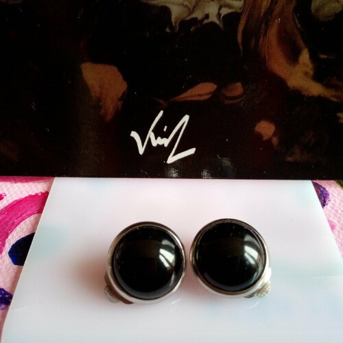 Onyx noire, clips oreilles argente rhodie avec cabochons ronds,pierre precieuse,cadeau fete anniversaire noel,fait mains en france