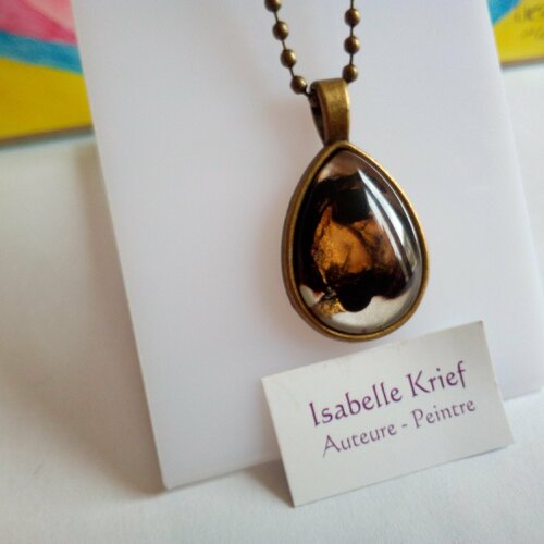 Verre peint artiste francaise pour ce joli pendentif goutte en laiton noir or nacre blanc,chaine boule,cadeau fete noel
