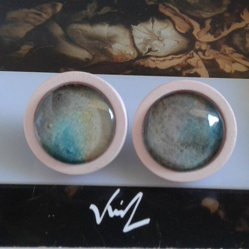 Clous oreille en bois avec cabochons en verre ronds, aquarelle originale bleu rose,fait mains en france,cadeau fete anniversaire noel