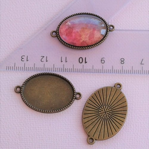18x25 mm,base connecteur,intercalaire,pendentif,breloque,bronze vieilli,support cabochon oval,fond plat,collage image,perlage,mercerie,fimo
