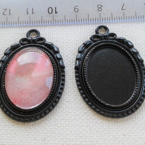 Base pendentif laiton noir avec beliere,collage cabochon oval 18x25mm,fond plat,verre image fimo,fourniture bijou boho