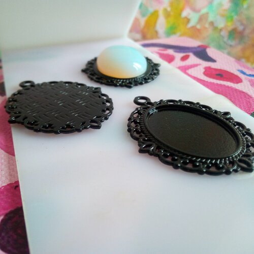18x25mm,base pendentif connecteur noir,fleur lys petits ponts,collage cabochon oval,fond plat,verre image fimo,fourniture bricolage mercerie