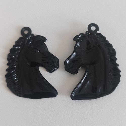 Breloque pendentif cheval noir, fourniture accessoire mercerie,diy bijou decoration scrap gothique