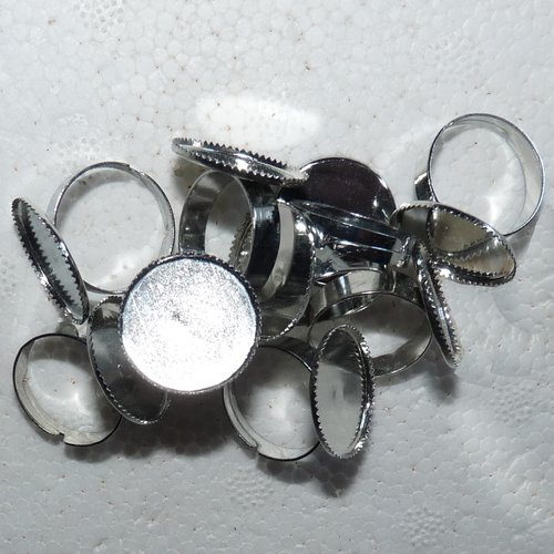 8 supports de bague base cabochon de 1,8 cm bord dentelé anneau ajustable