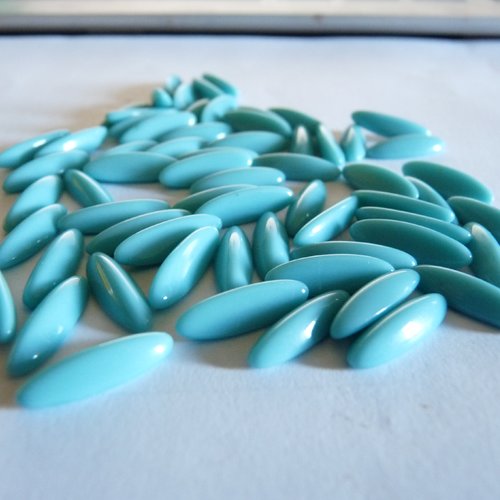55 cabochons navette 3 côtés triangle en verre allongé bleu turquoise 1,6cm vintage