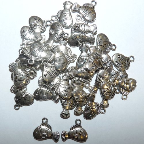17 pendentifs poissons breloque marine pour création de bijoux de mer vacances