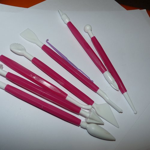7 outils en plastique pour pâte polymère ou fimo avec divers embouts