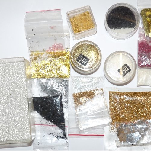Paillettes mini billes sequins création décoration qui brille pour résine collage