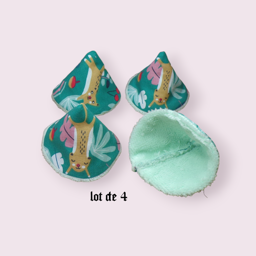 Lot de 4 cônes anti pipi, pare pipi, change bébé motif écureuils fond vert