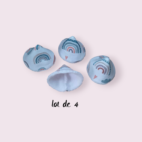 Lot de 4 cônes anti pipi, pare pipi, change bébé modèle arc en ciel fond blanc
