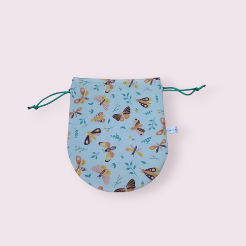 Pochette ronde à cordon, sac rond, pochon rond, modèle papillons fond écru