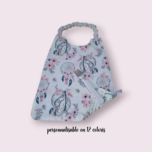 Serviette de cantine élastique enfant, bavoir maternelle, serviette personnalisable, modèles licornes et attrape reves fond blanc