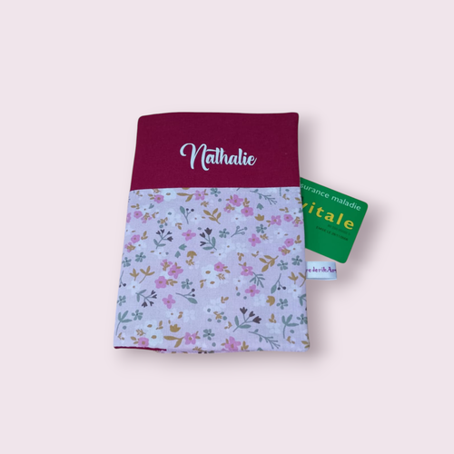 Pochette, étui à ordonnances, carte vitale et carte mutuelle personnalisable, modèle au choix
