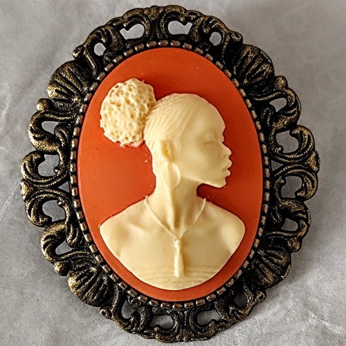 Broche afrique black femme noire black. jamaique & caraibes