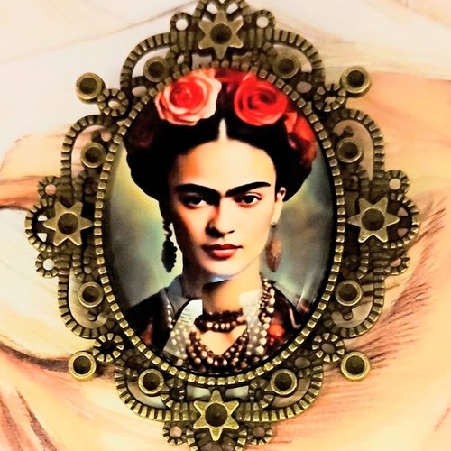 Broche frida kahlo rockabilly pin up féministe