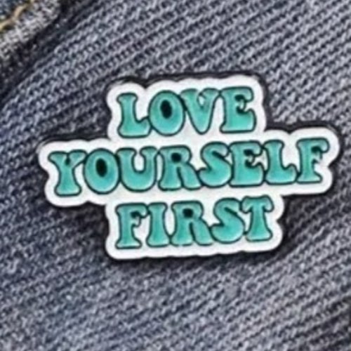 Pins métail émaillé message antistress broche soutien santé mentale