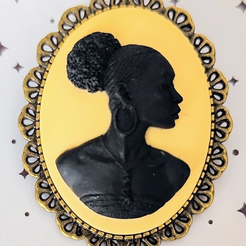 Broche camée afrique femme africaine. bijou cadeau original. fait main.