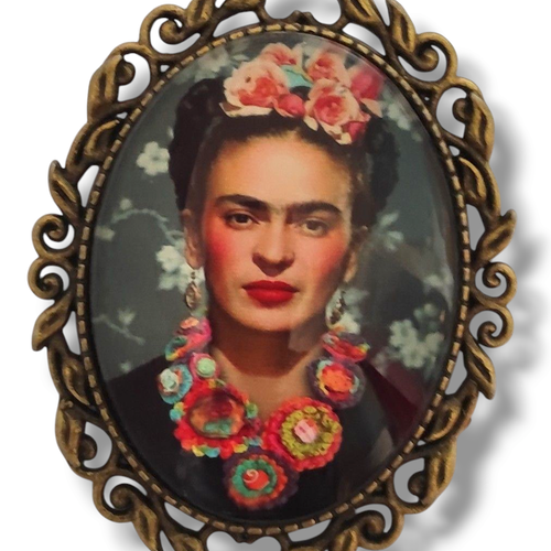 Broche camée ovale frida kahlo retro vintage pin up. cadeau amie.