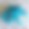 Peluche bleu émotions tristesse. jouet positif. cadeau amitié