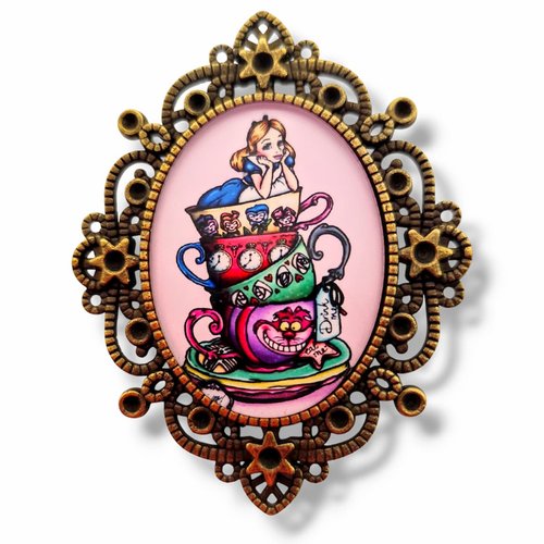 Broche camée femme vintage - accessoire fait main alice au pays des merveilles.