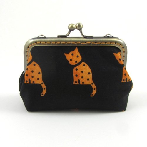Porte monnaie à fermoir noir chats orange