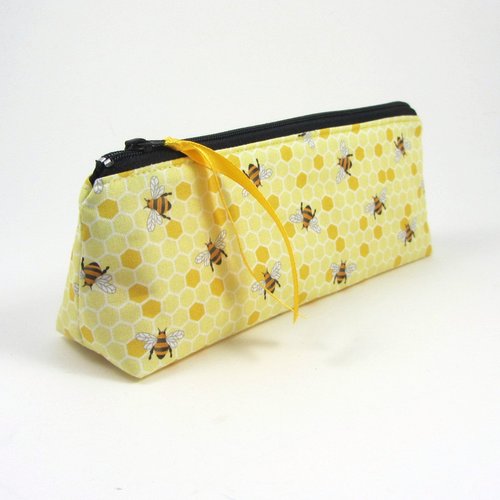 Trousse en coton imprimé abeilles