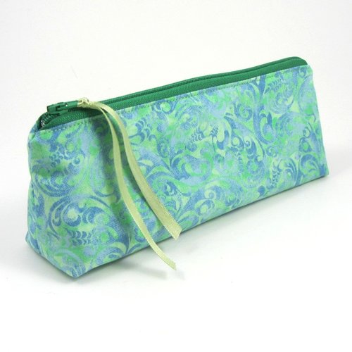 Trousse triangle en coton batik vert