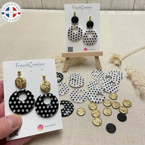 Boucles d'oreilles en argile polymère motif "pois"