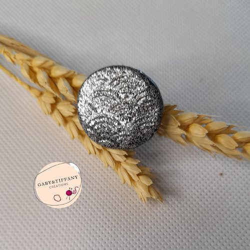 Bague en fimo pailletée, métal argenté