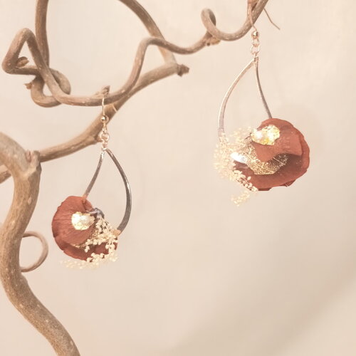 Boucle d'oreilles pendantes " terre sacrée ".
