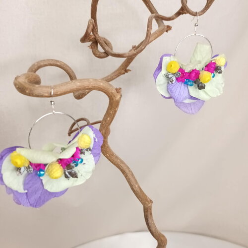 Créoles colorées "jardin enchanté " .
