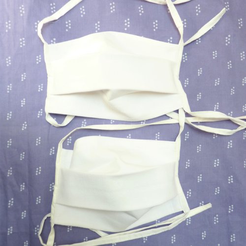 Lot de 2 masques de protection lavables en drap de coton blanc