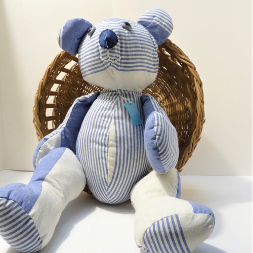 Ours peluche ourson en tissu bleu ciel blanc, recyclage, vintage, rembourré, grand, déco, chambre enfant, teddy bear, fait-main,
